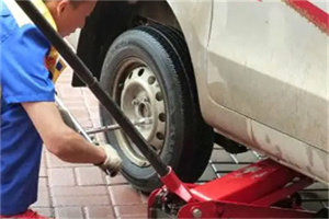 盘龙区附近拖车24小时服务热线电话